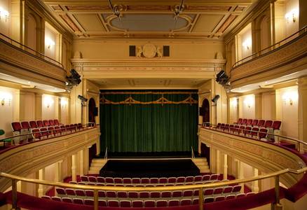 Das historische Car-Maria-von-Weber-Theater, Bernburg ©Theater- und Veranstaltungs gGmbH