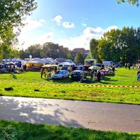 Trödelmarkt Aken Festwiese 2.jpg